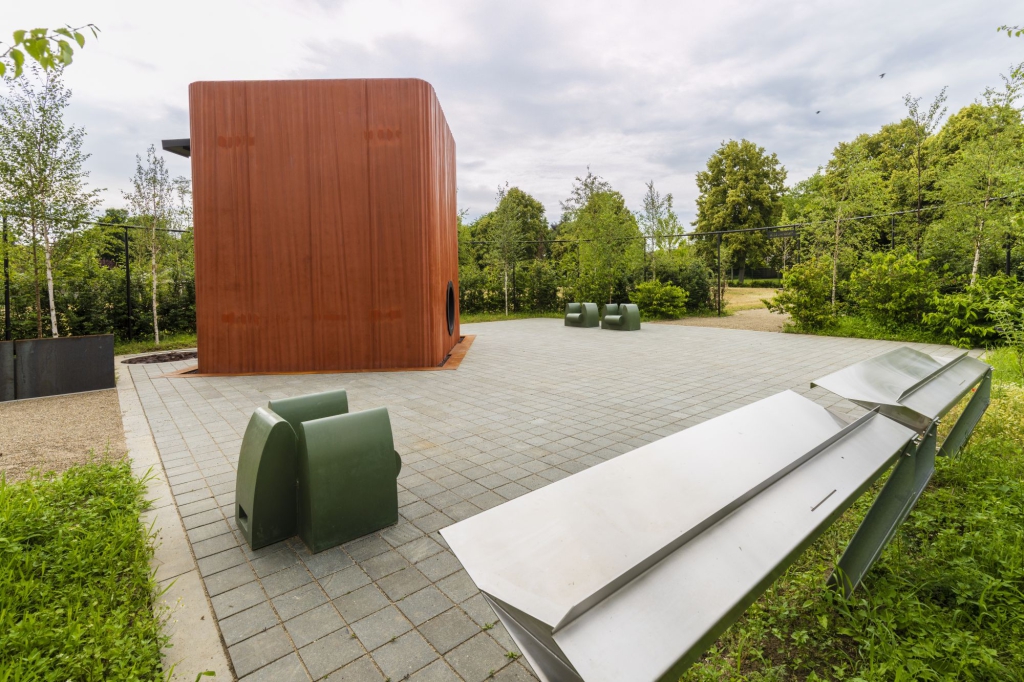 Memorial Cube